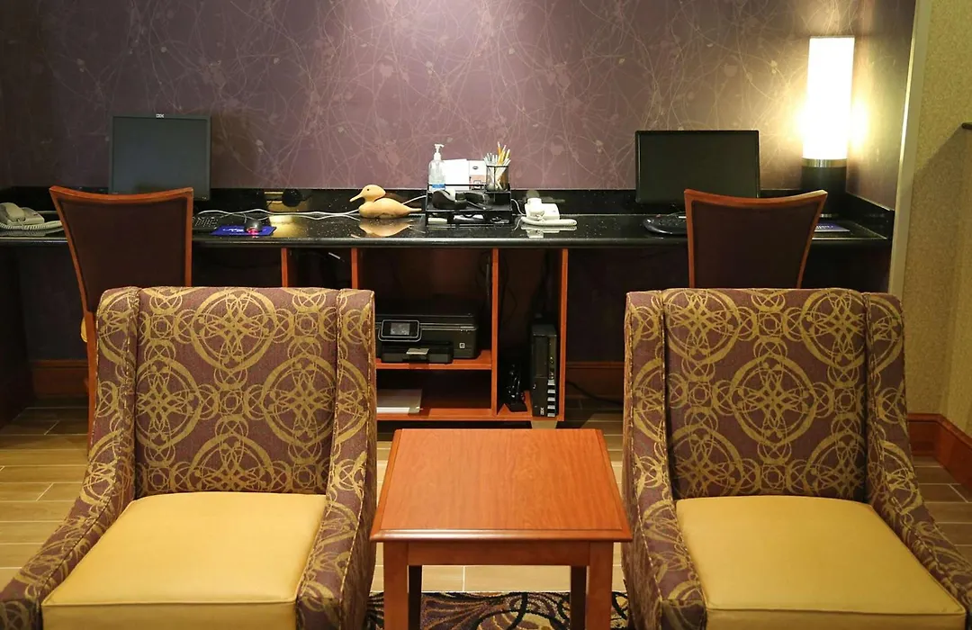 Hampton Inn Easton-1
