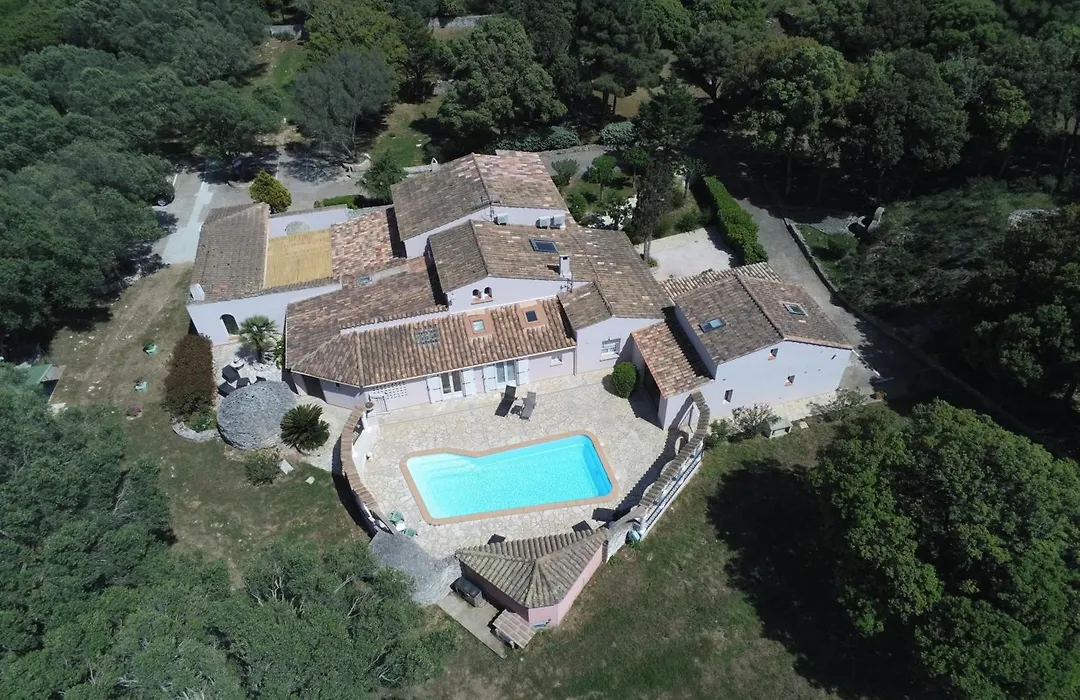 Domaine De Foresta-1