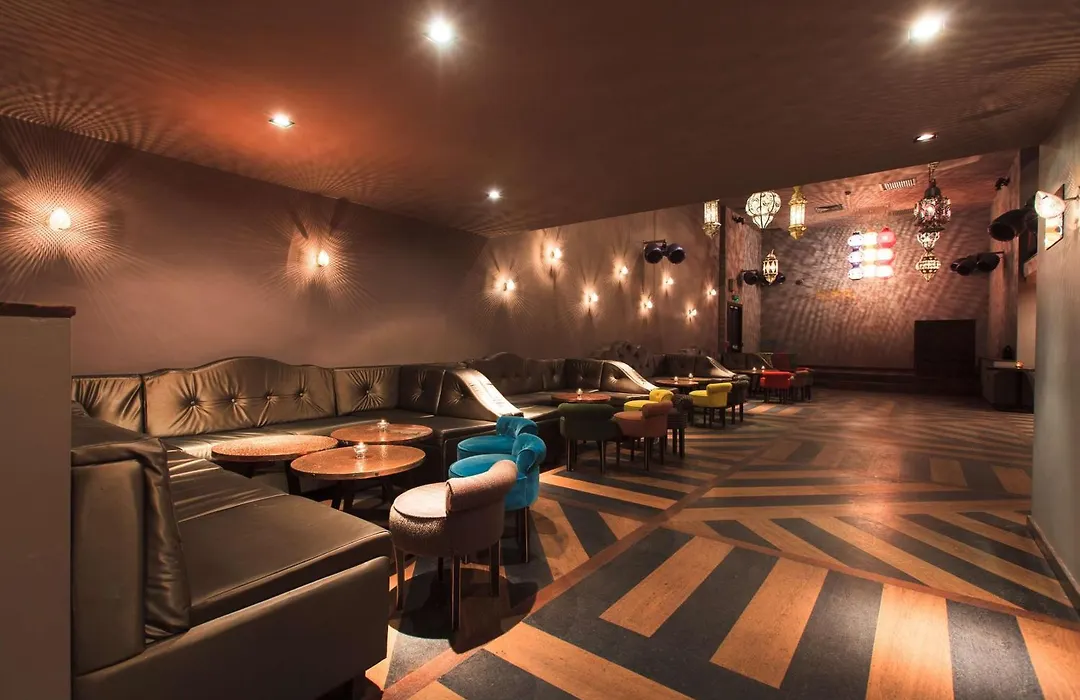 Park Plaza Cardiff-1