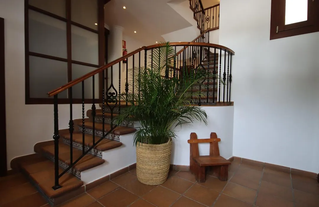 Hostal La Muralla-1