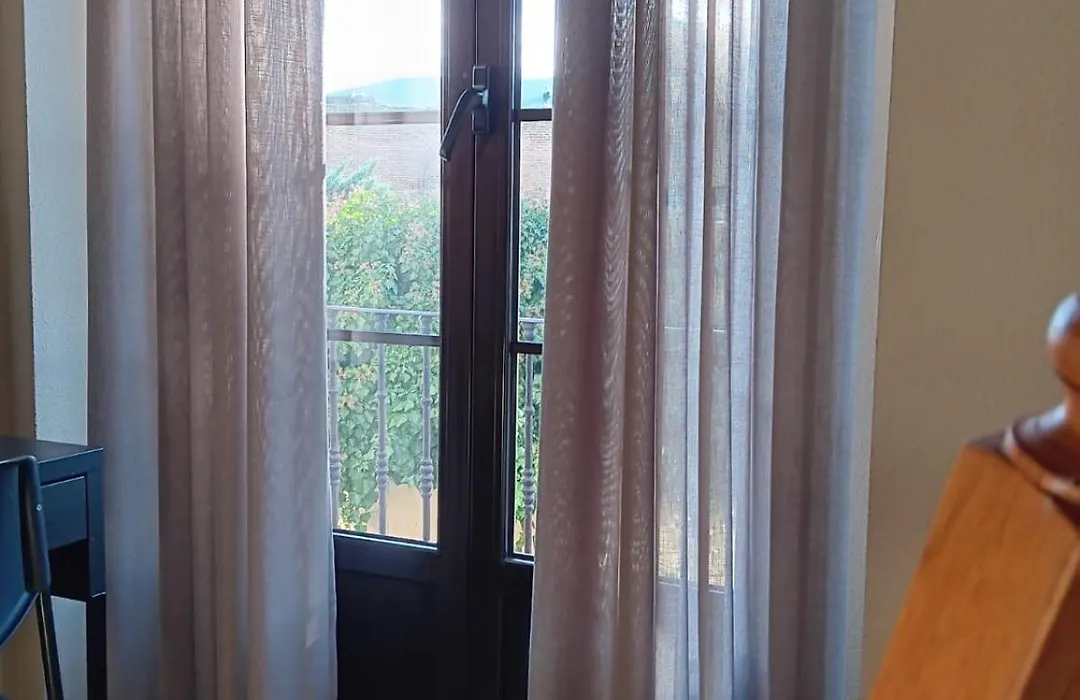 Hostal La Cigüeña-1