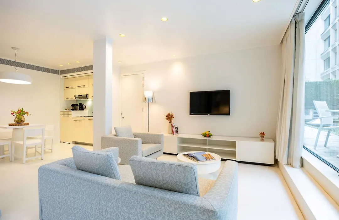 B-Aparthotel Regent-1
