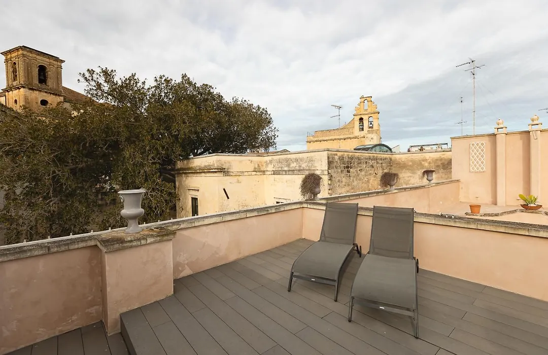 Palazzo Sant'Anna Lecce-1