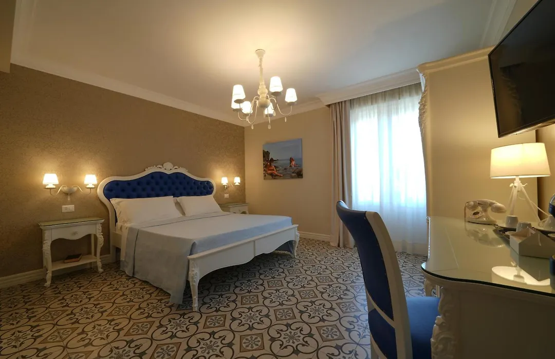 Sui Generis Tropea Luxury Rooms-1
