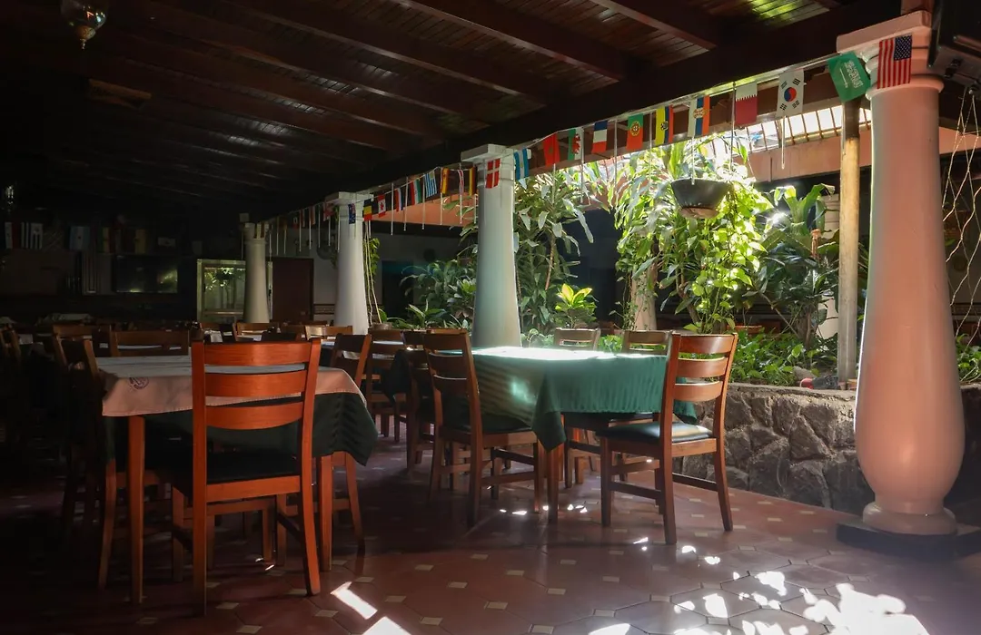 Hotel El Arroyo-1