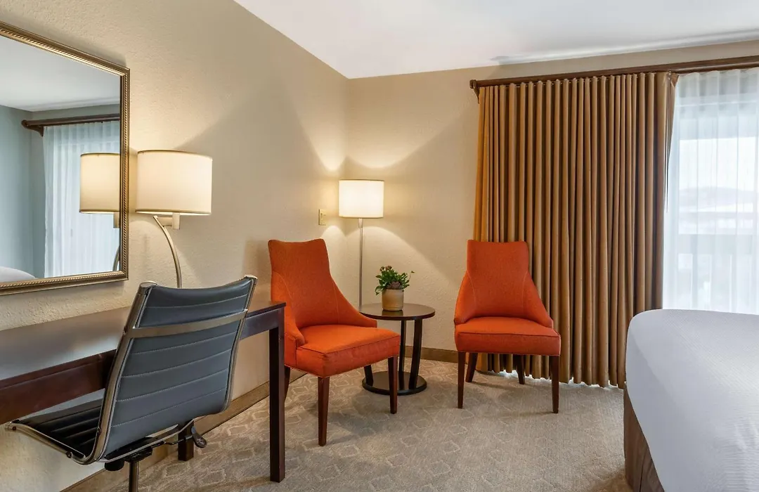 Best Western Plus Monterey Inn-1