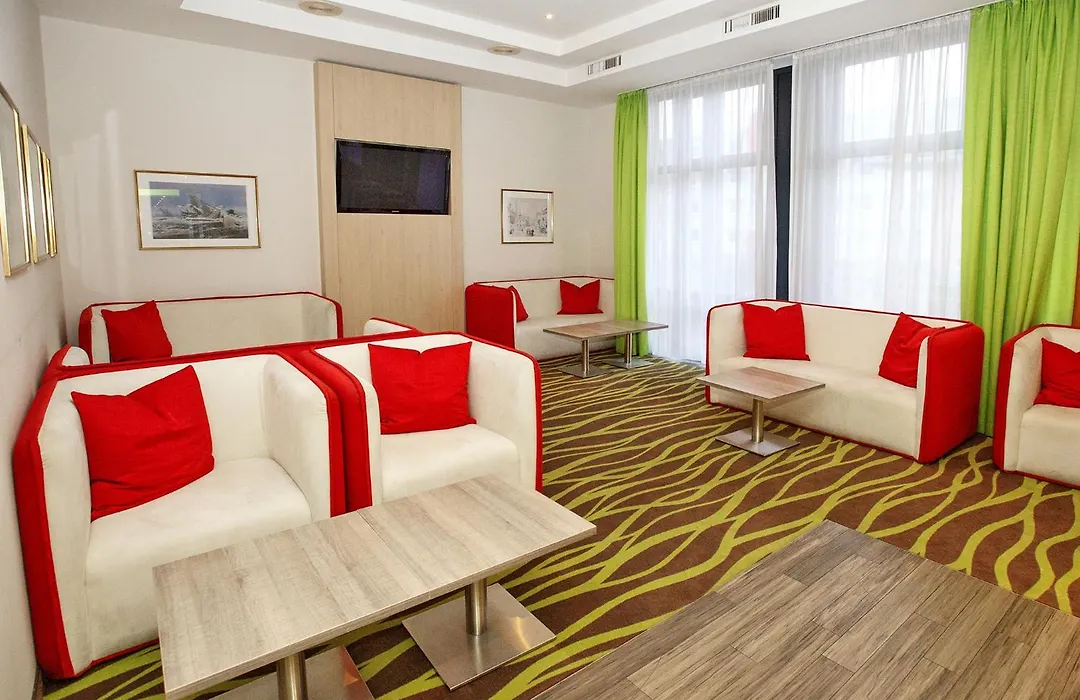 Mercure Hotel Greifswald Am Gorzberg-1