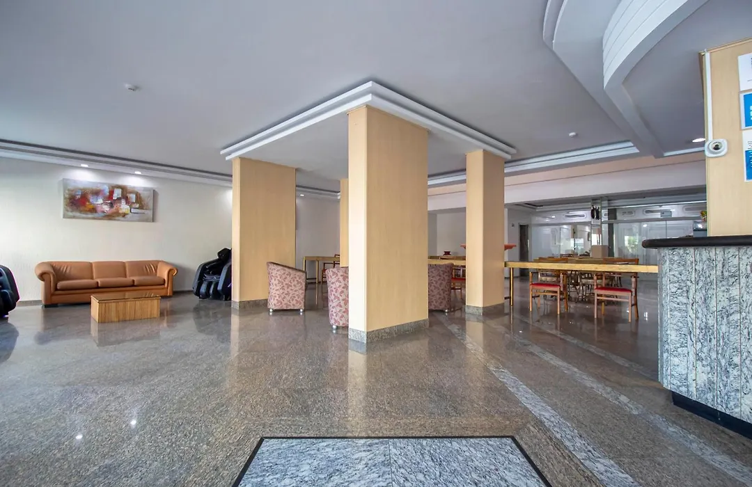 Hotel Golden Park Curitiba By Nacional Inn-1