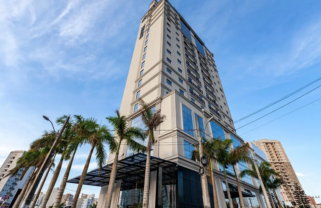 Tri Hotel Premium Itapema-1