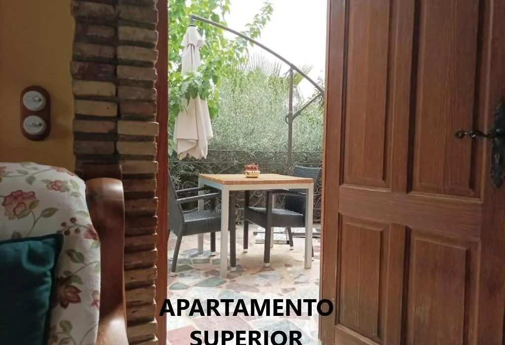 Alojamientos La Casa de Piedra-1
