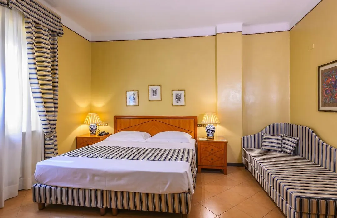 Albergo Reggio-1