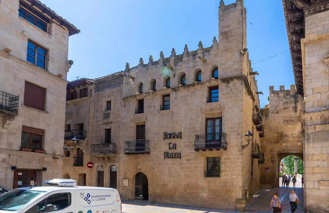 Fonda la Plaza-1