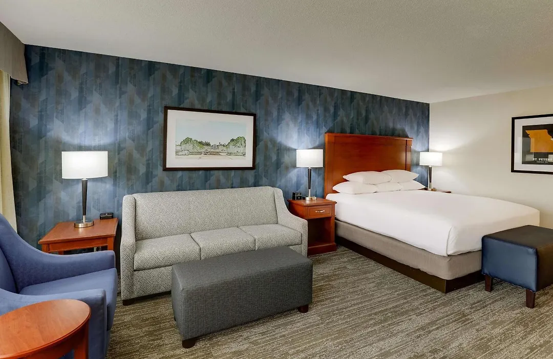 Drury Inn & Suites St. Louis St. Peters-1