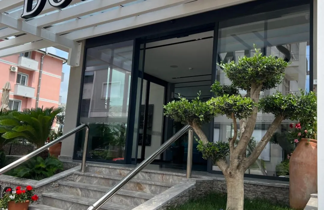 Domus Hotel & Apartments-1