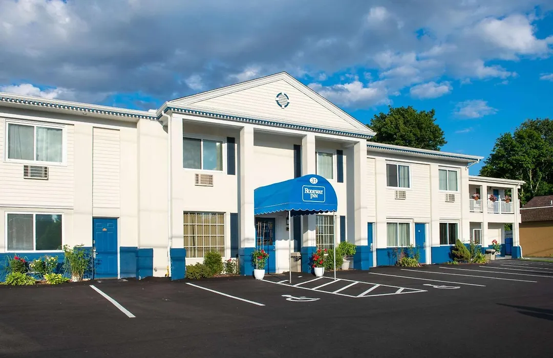 Rodeway Inn Middletown - Newport-1