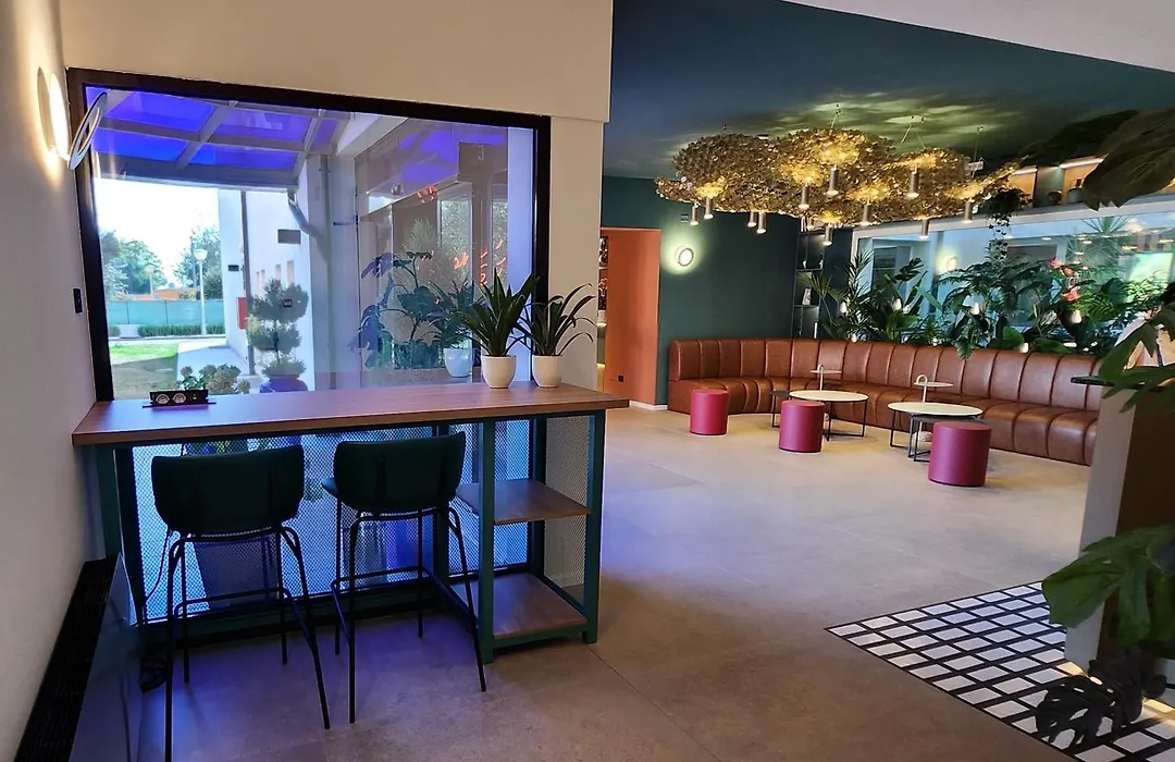 Bleis Hotel-1