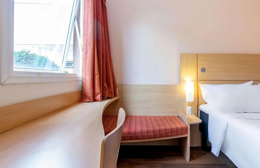 ibis Campo Grande-1