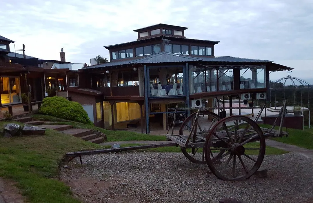 Las Cumbres Hotel-1