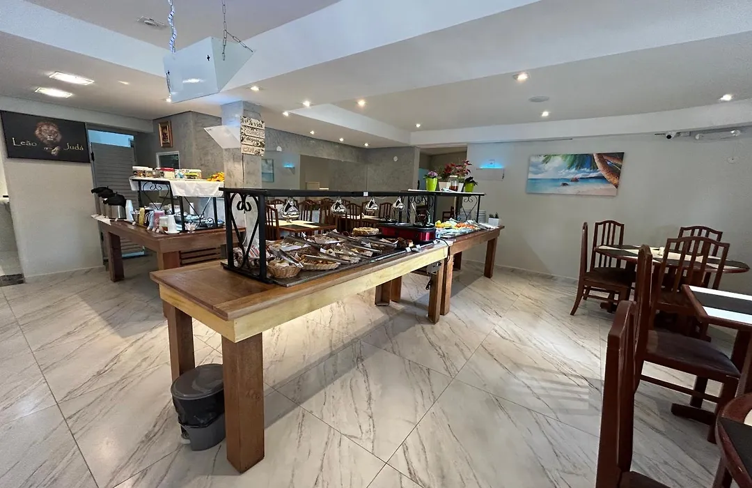Fabuloso flat 243 Amarílis 2 piscinas climatizadas, SKY 170 canais carregador veiculo elétrico Riviera de São Lourenço, Bertioga Apartamento Duplex inteiro, cozinha equipada completa, serviço de praia, limpeza e trocas diária de toalhas, wi-fi 500mb-1