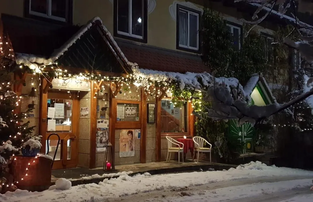 Hotel Restaurant - Häuserl im Wald Graz-1