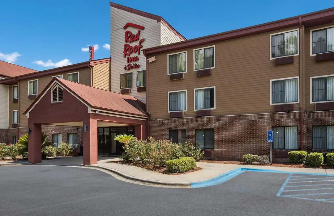 Red Roof Inn & Suites Savannah Airport-1