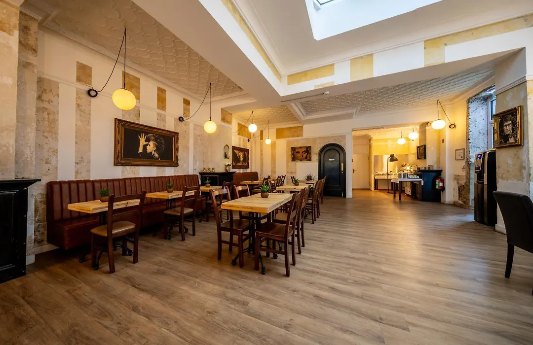 Hotel Bristol-1