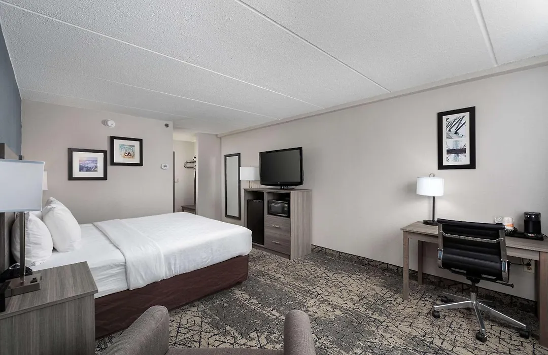 Clarion Hotel & Convention Center Joliet-1