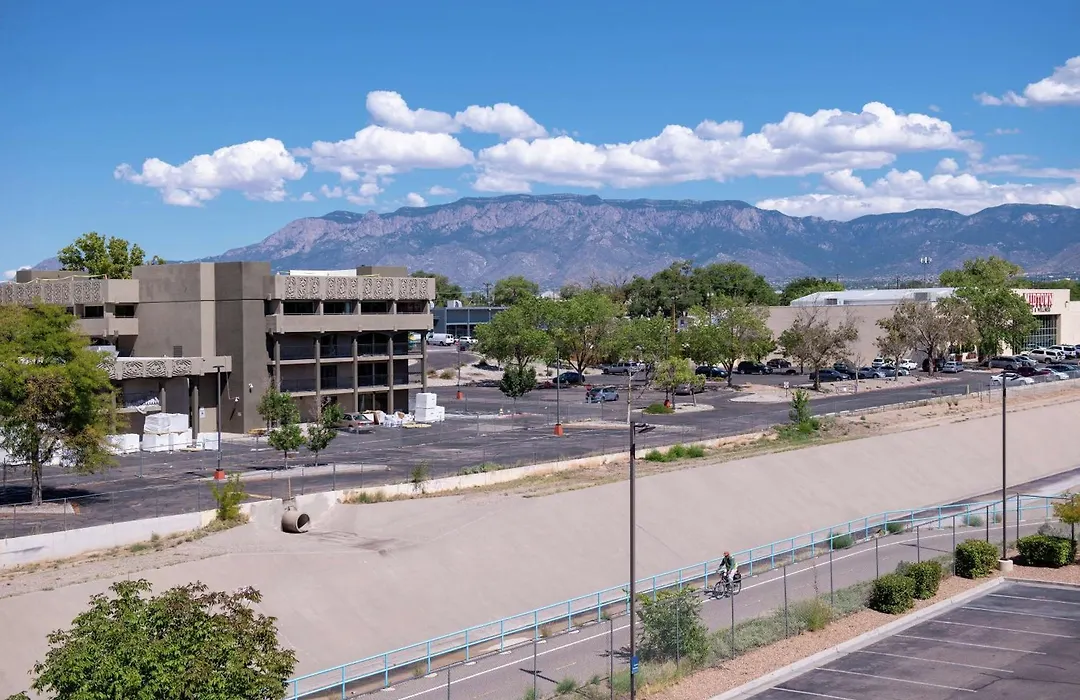 Hampton Inn Albuquerque - University/Midtown-1