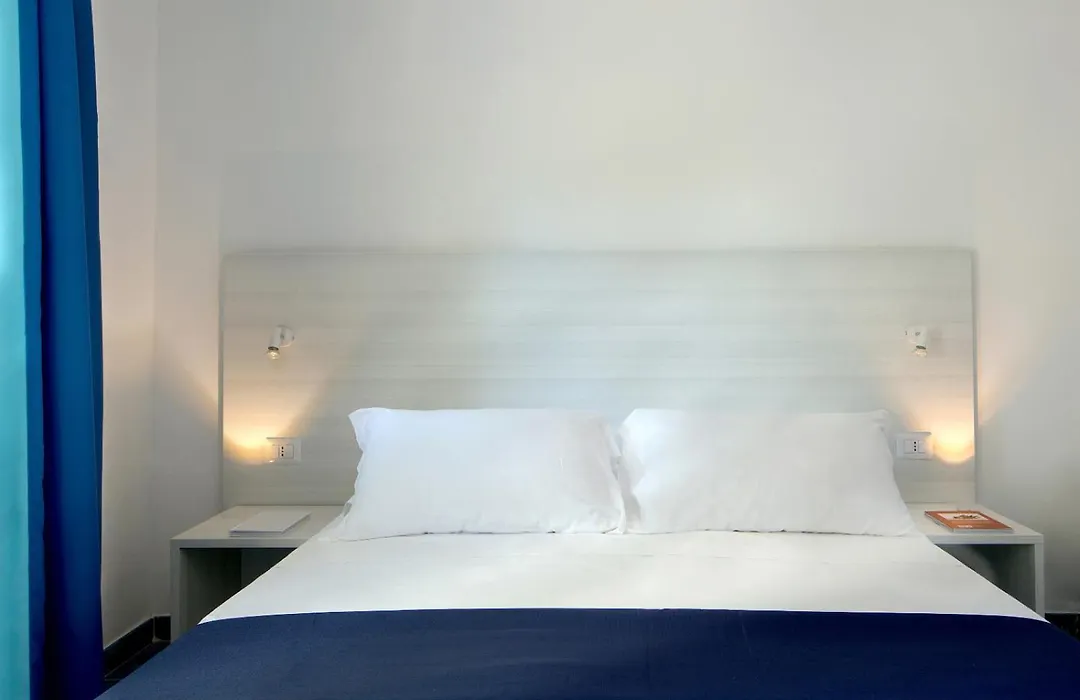 Torre San Vito Beach Hotel 3S-1