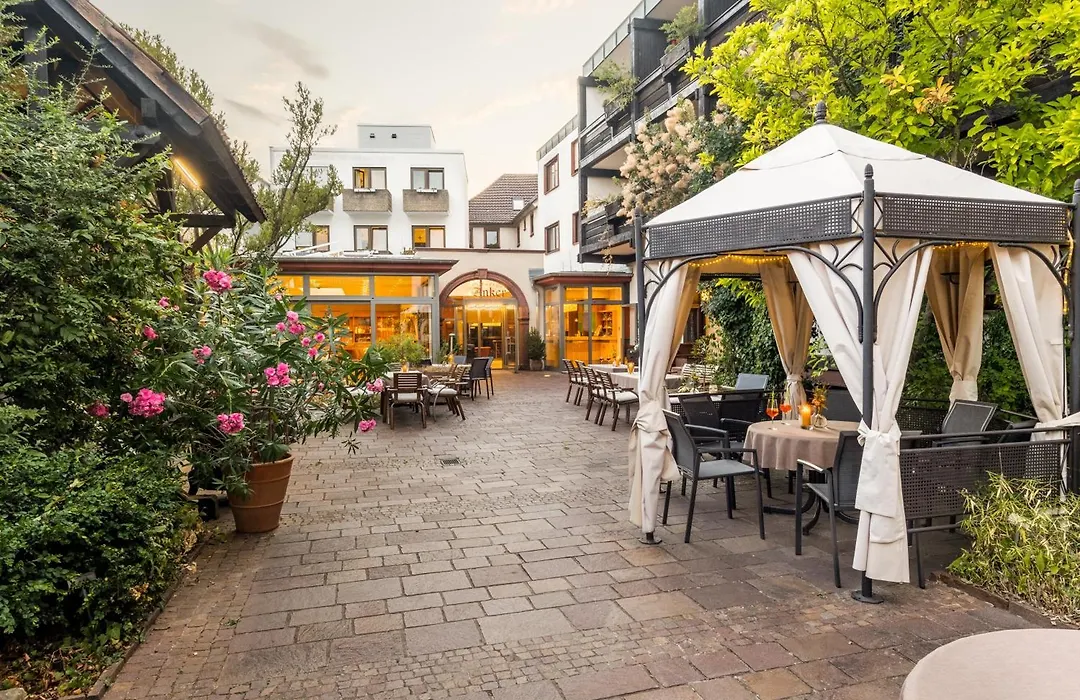 Hotel&Weinhaus Anker-1