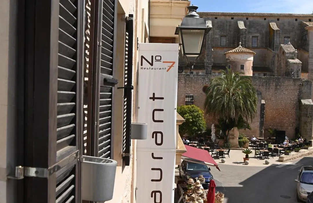 Stadthotel Santanyi-1