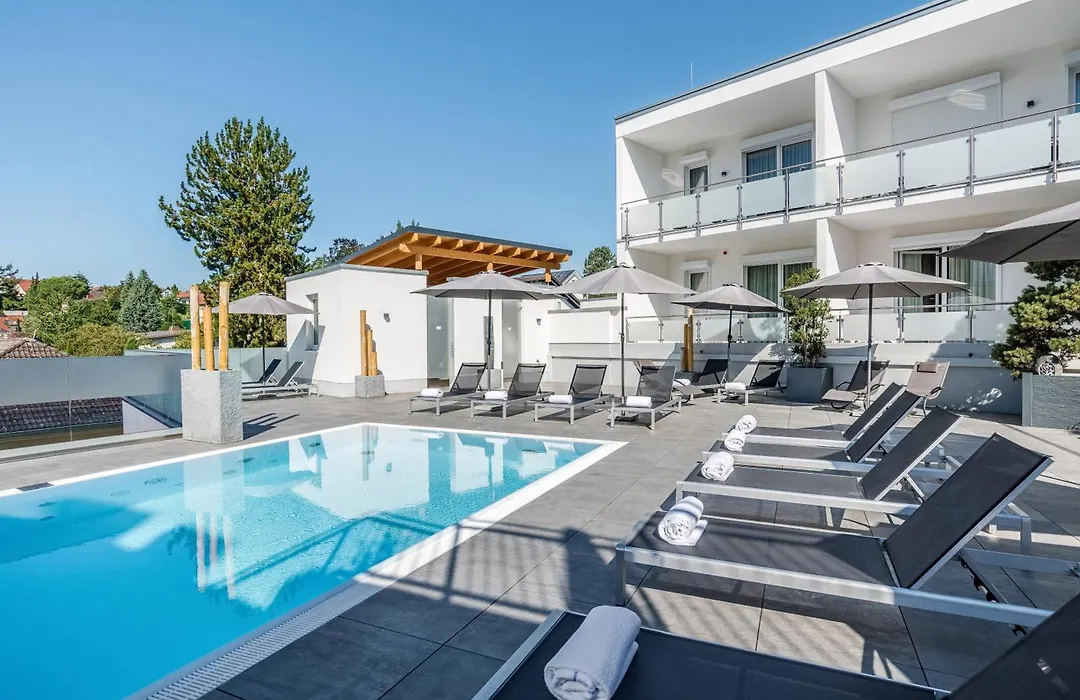 Gartenhotel Heusser-1