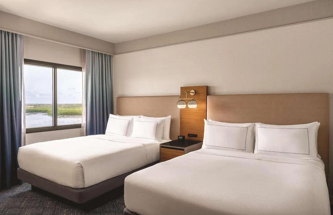 Doubletree By Hilton Tampa Rocky Point Waterfront-1