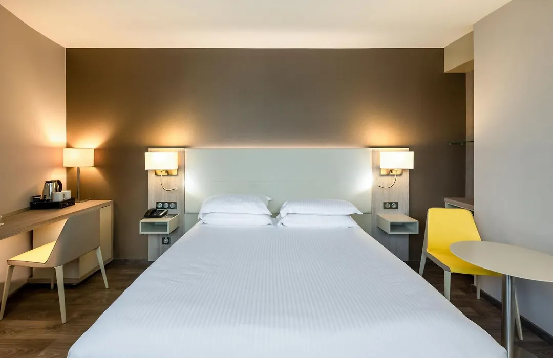 AC Hotel by Marriott Marseille Prado Vélodrome-1