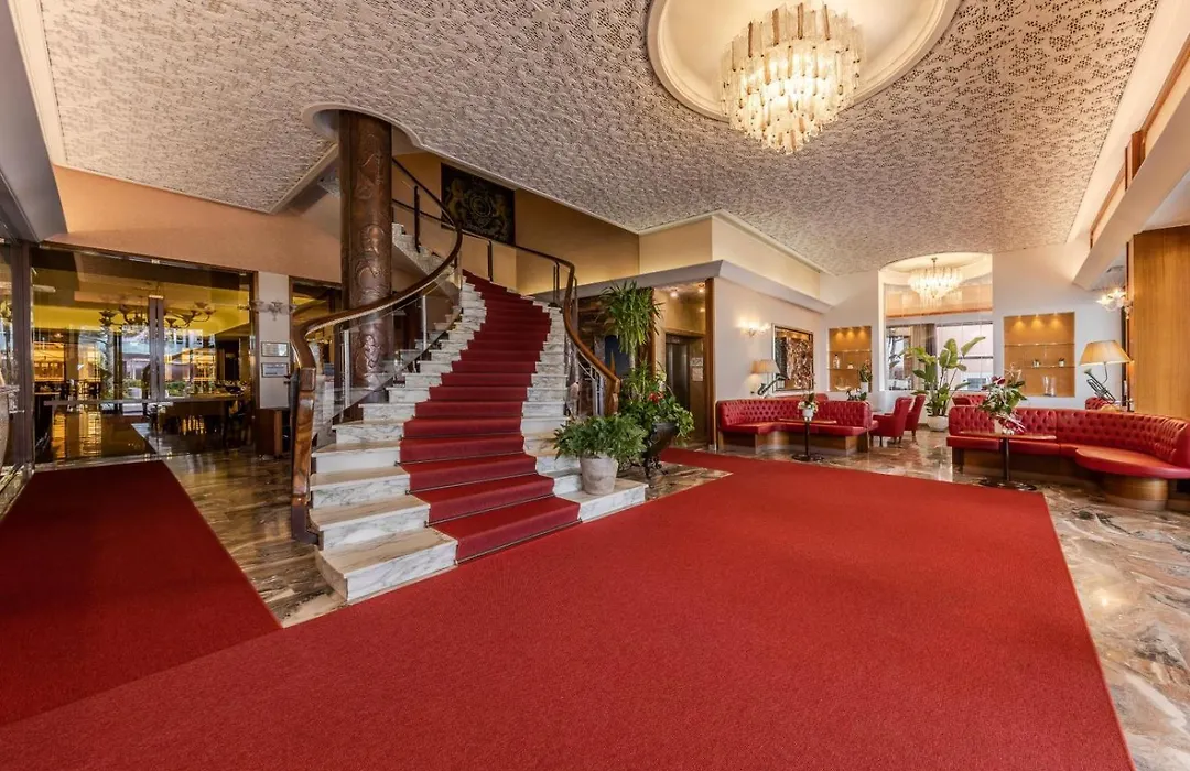 Hotel Excelsior-1