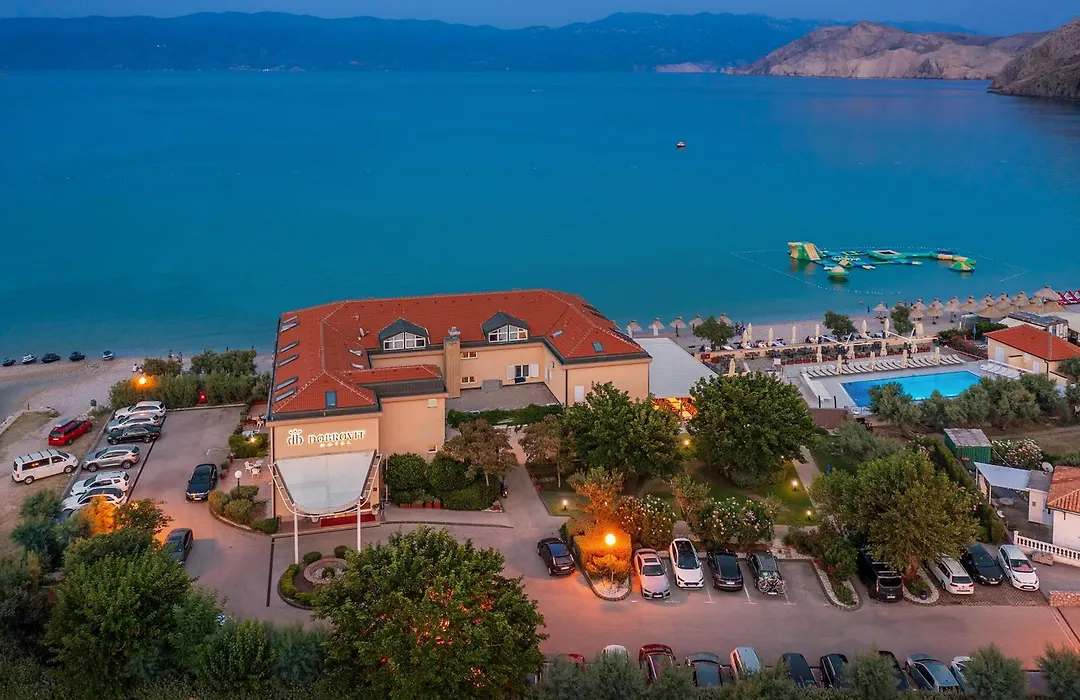 Hotel Dobrovit-1