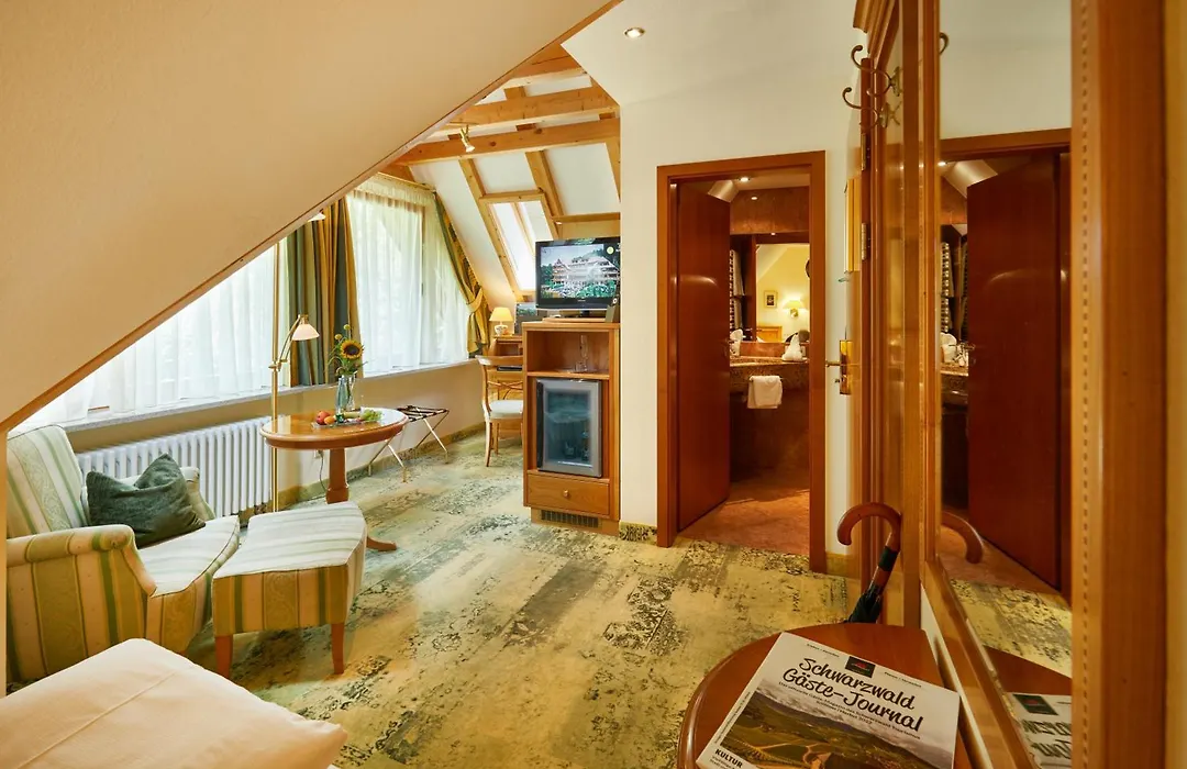 Erfurths Bergfried Ferien&Wellnesshotel-1