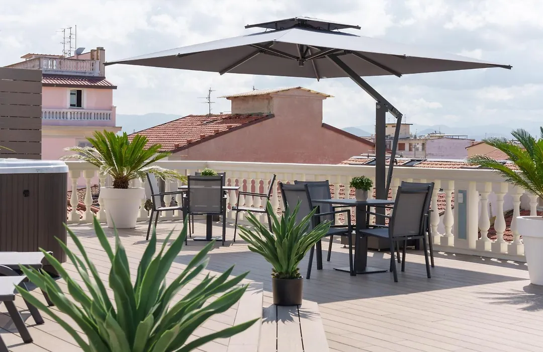 VI Suites-1