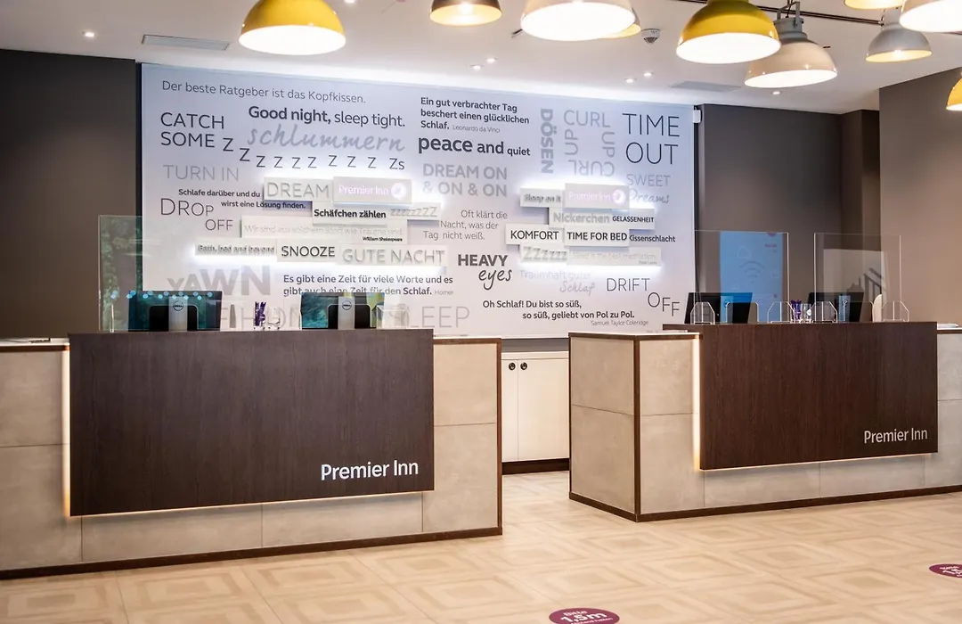 Premier Inn Leipzig City Oper-1