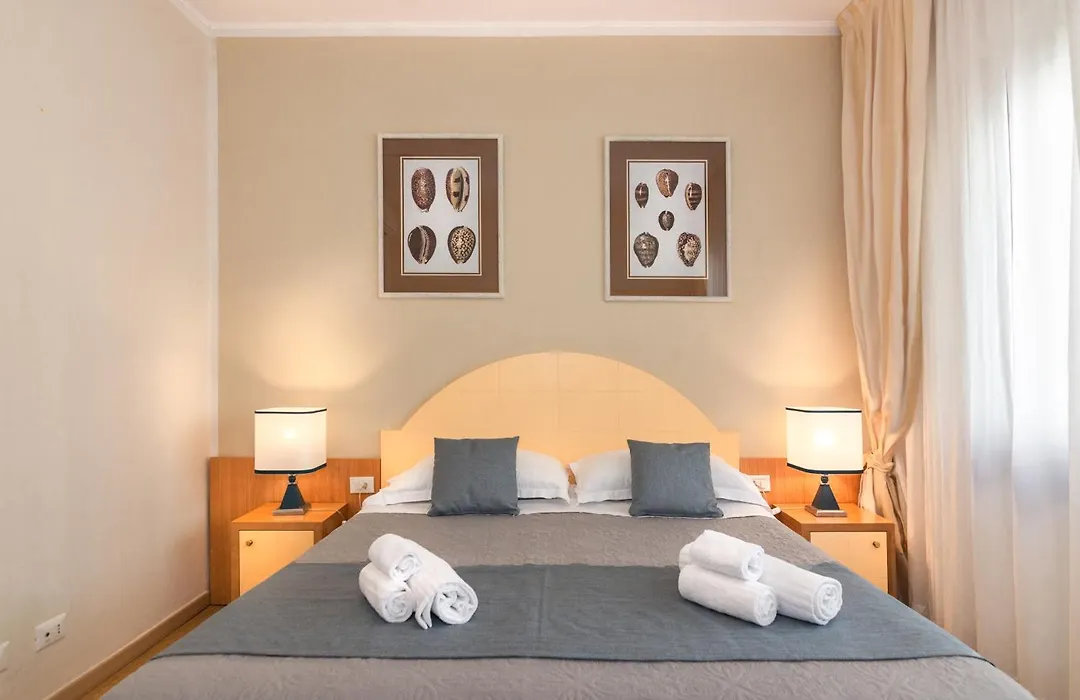 Hotel Stella D'Italia-1