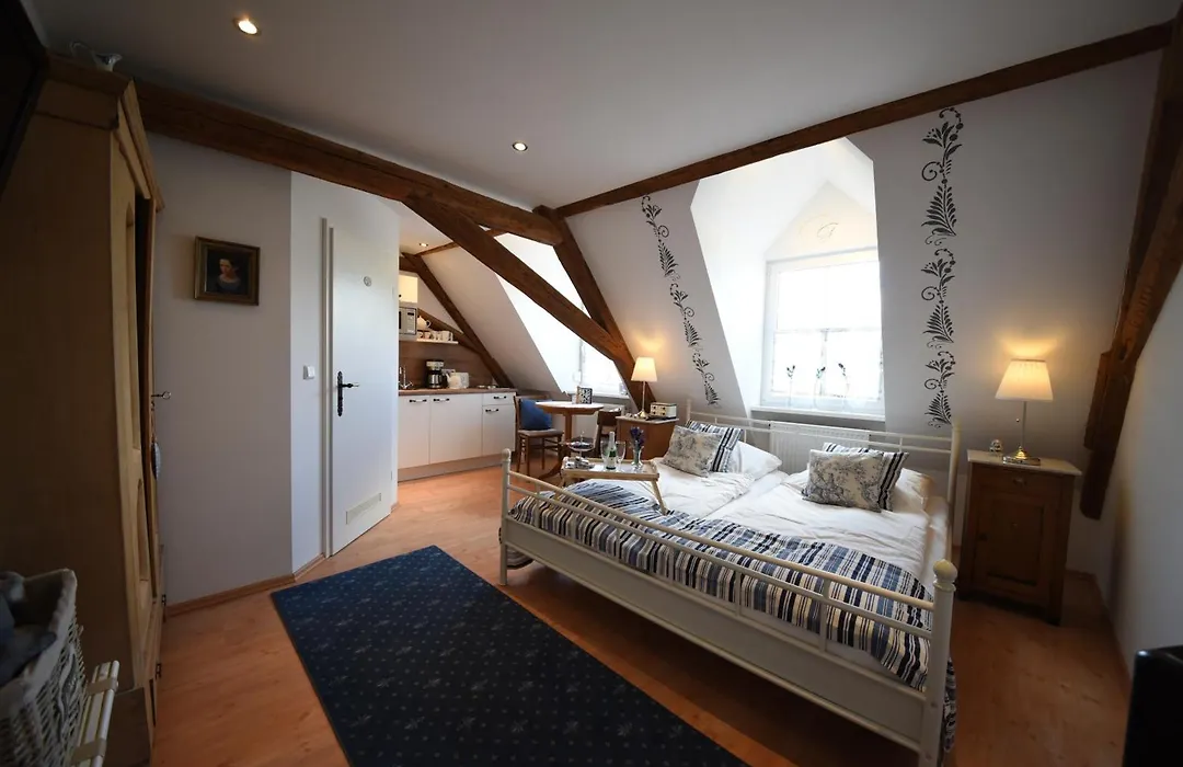 GoldGemäuer Appartements-1