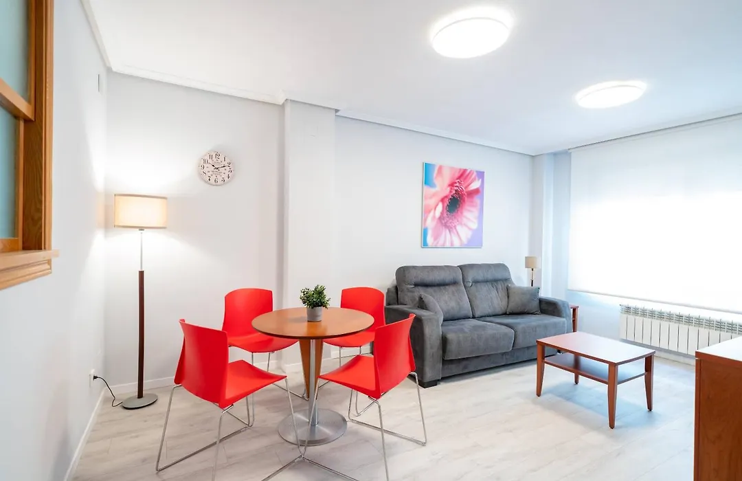 Apartamentos Genova Parquesol-1