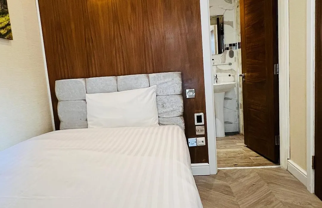 Cheshire Hotel Central London-1