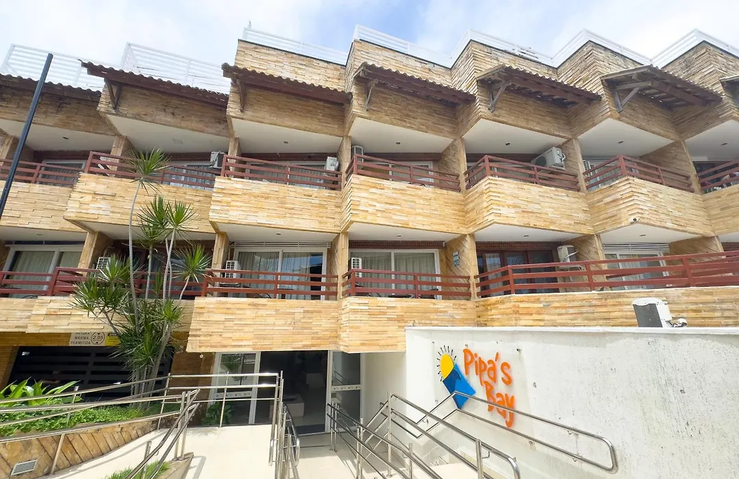 Pipas Bay-1