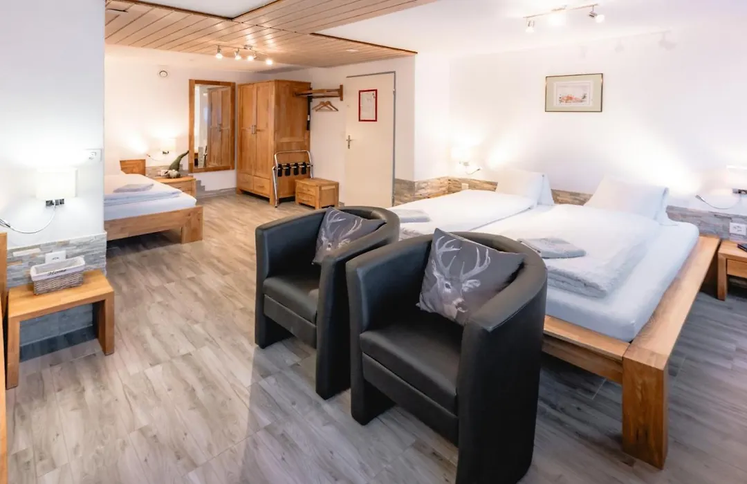 Hotel Paradis-Leukerbad-Therme-1