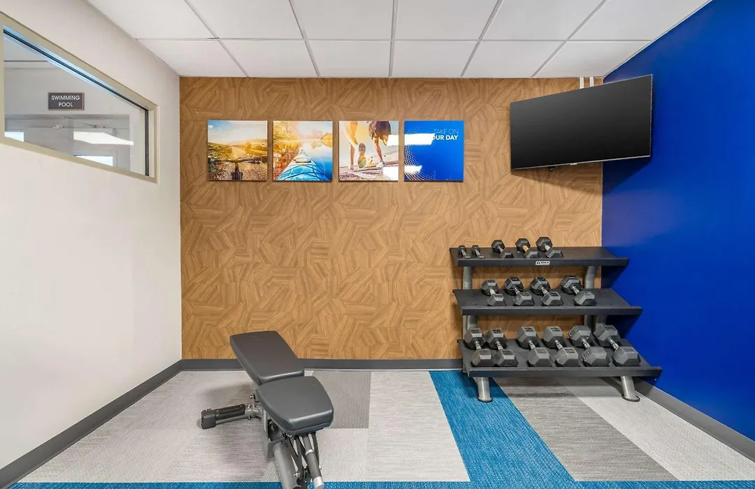 Comfort Inn & Suites Madison East Interstate I-90-1