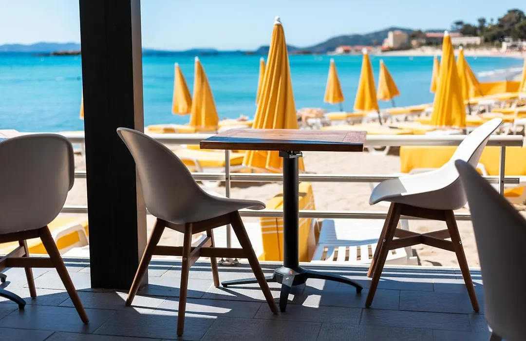 Roc Hotel - Hôtel 4 étoiles les pieds dans l'eau-1