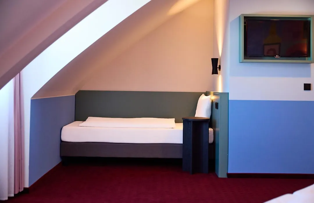 McDreams Hotel Leipzig-1