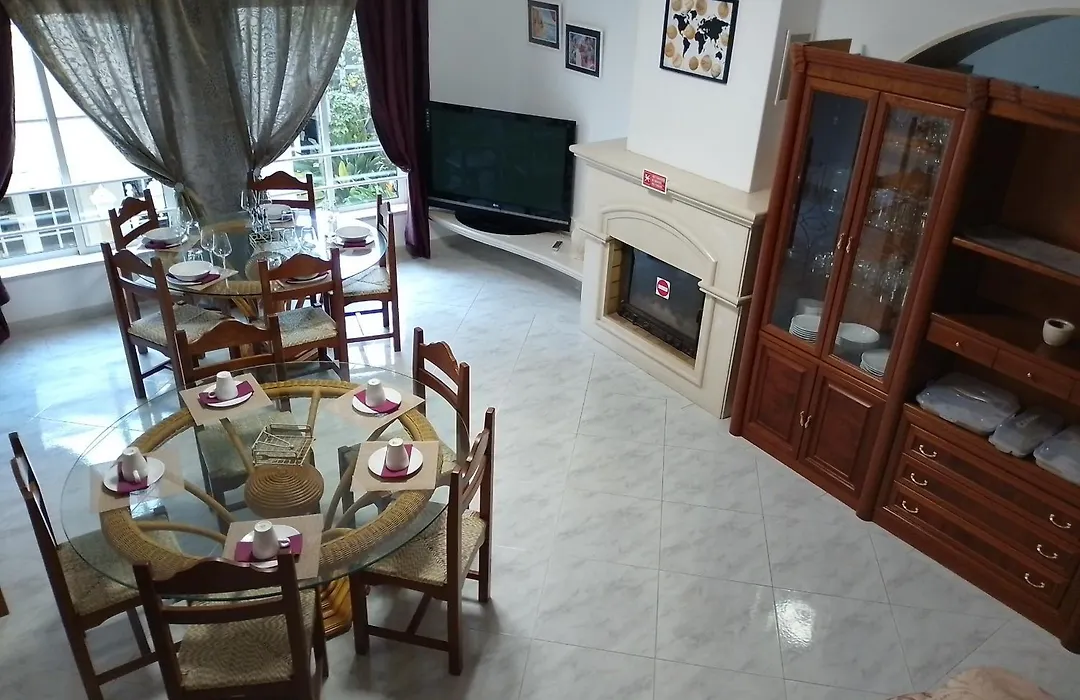 Rc Luxury Room Center-1