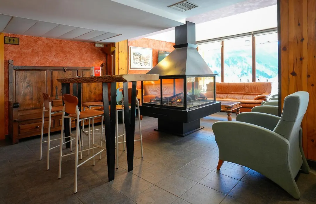 Hotel Turpí-1